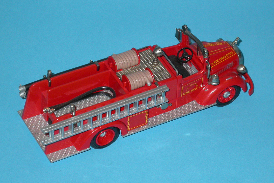 Ashton Models: 1951 Mack Type L Pumper 'Lexington' (AH12) in 1:43scale
. Picture provided by Mauro, 2007-11-02 12:36:52